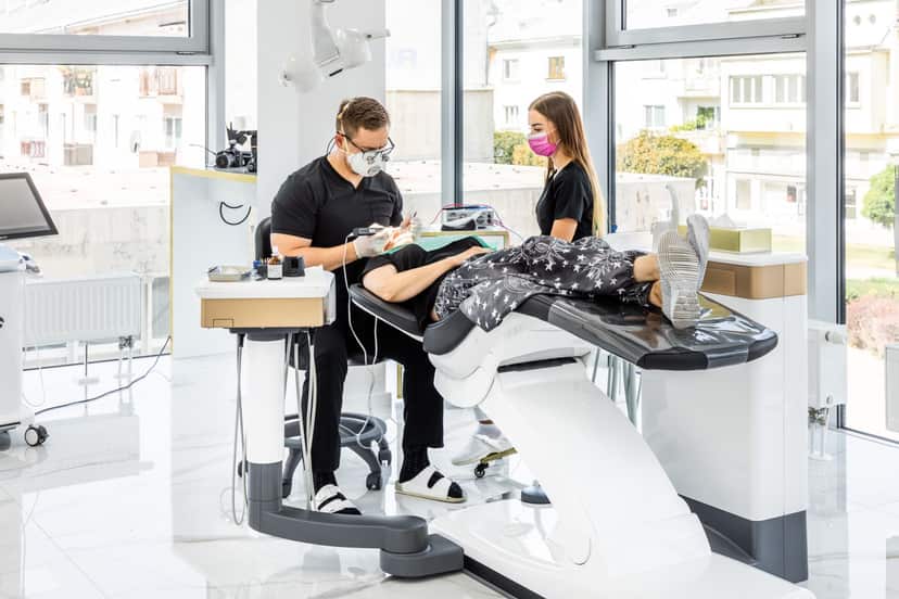 Estetická zubná klinika DOKTOR ZUB v Michalovciach
